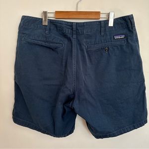 Patagonia Regenerative Organic Cotton Navy Men Shorts 7” Chinos 38